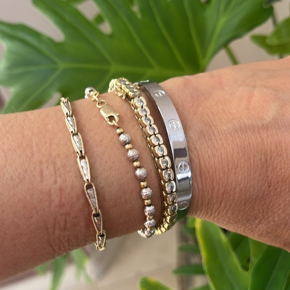 LOVE BANGLE STAINLESS STEEL 6 INCHES - Picture 2 of 10